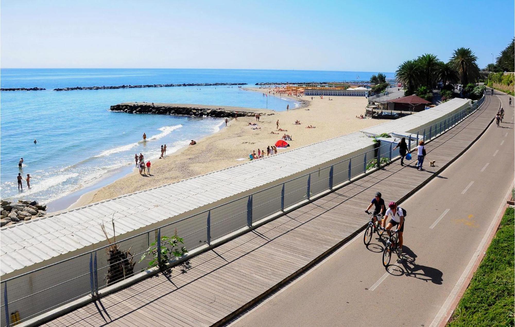 Casa Delle Rondini Leilighet Santo Stefano al Mare Eksteriør bilde